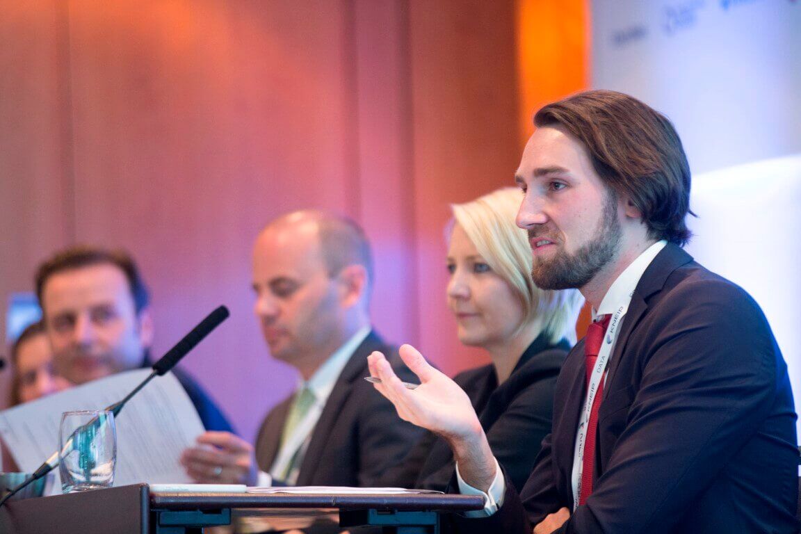 e-fundresearch.com Resarch Analyst Simon Weiler: Panel-Diskussion mit deutschsprachigen Fondselektoren am zweiten Konferenztag