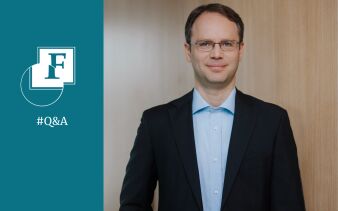 Moritz Rehmann, Fondsmanager des DJE – Multi Asset & Trends und Analyst für die Sektoren Finanzen, Konsum und Technologie bei der DJE Kapital AG